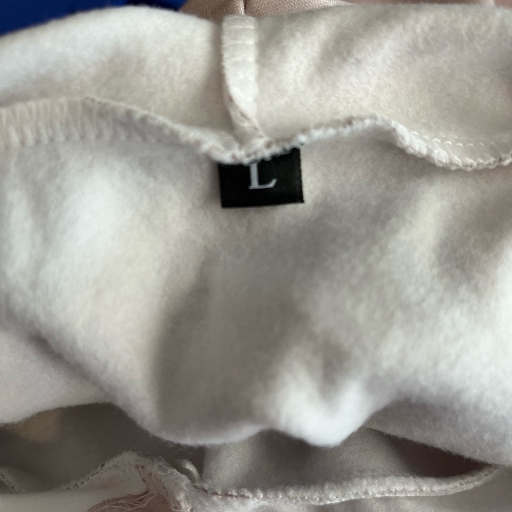 Black Cat Hoodie - Picture 6 of 7
